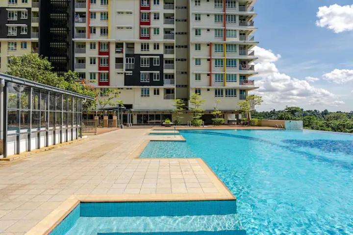 Suasana Residensi Damai Apartment Petaling Jaya Bagian luar foto